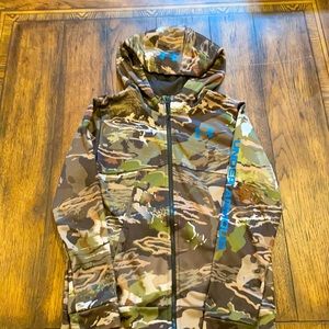 Youth Large Under Armour cold gear Storm hoodie